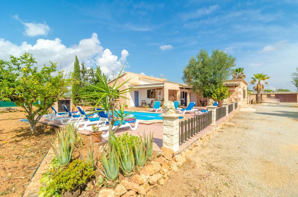 Villa Cesar กัมโปส ภายนอก รูปภาพ